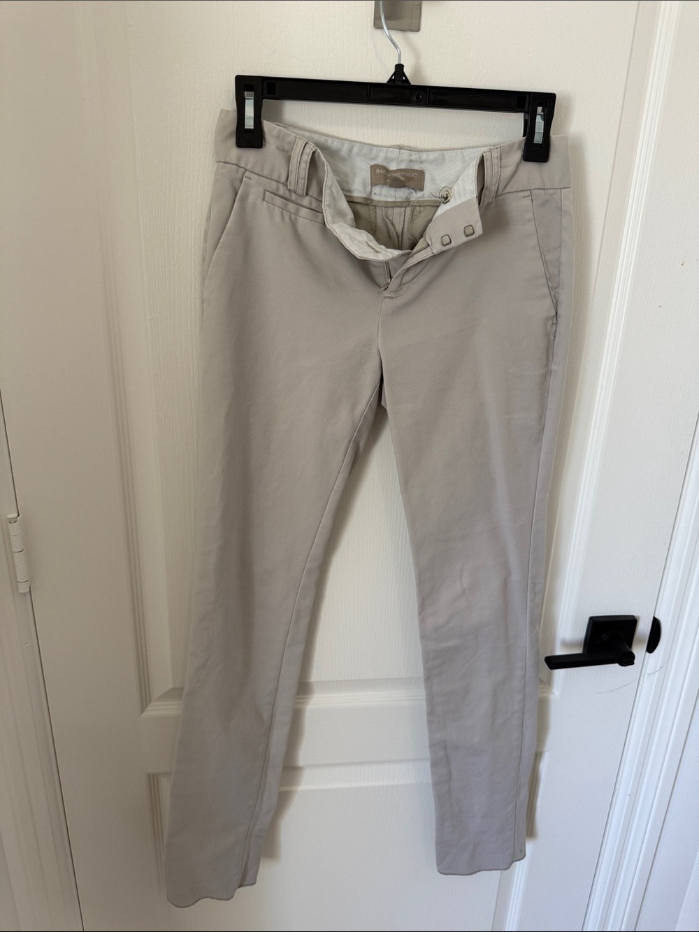Banana republic women’s light grey pants size 0R